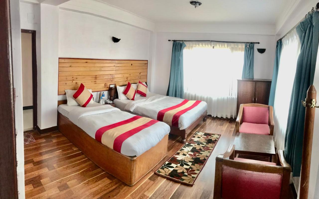 Mount Everest Hotel & Resort ناغاركوت المظهر الخارجي الصورة