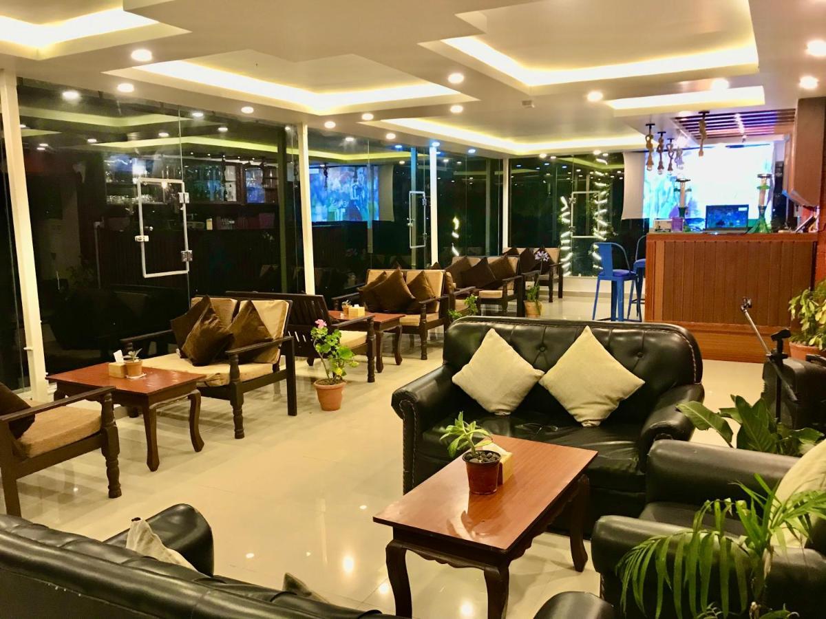 Mount Everest Hotel & Resort ناغاركوت المظهر الخارجي الصورة