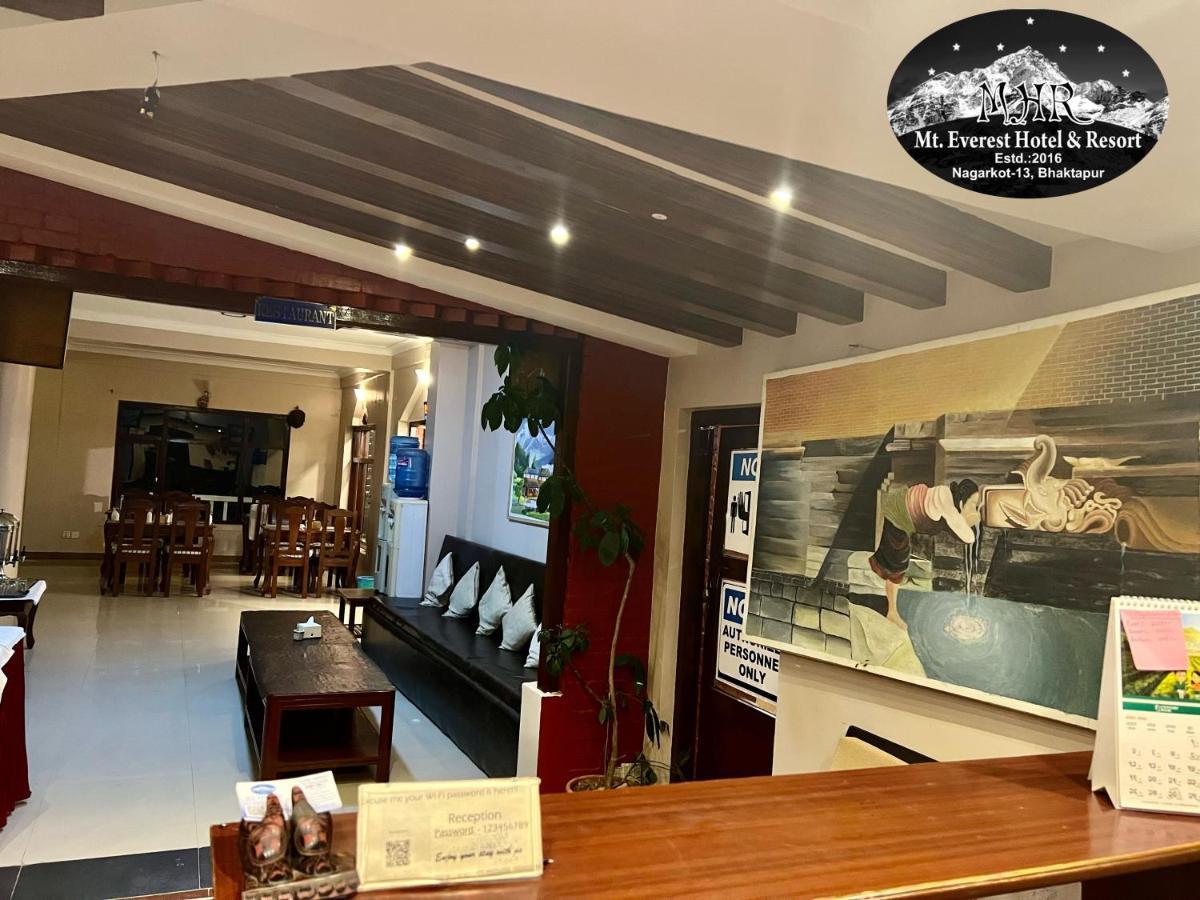 Mount Everest Hotel & Resort ناغاركوت المظهر الخارجي الصورة