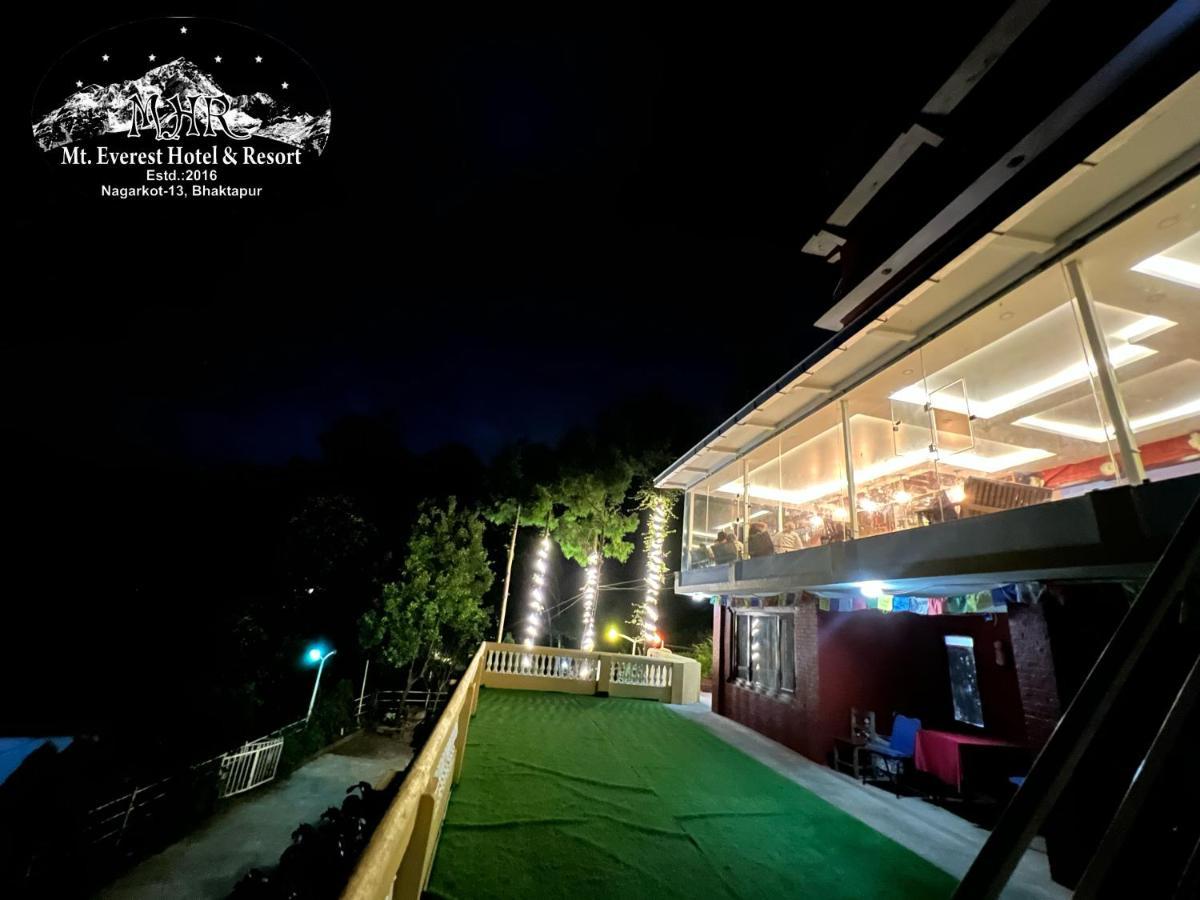 Mount Everest Hotel & Resort ناغاركوت المظهر الخارجي الصورة