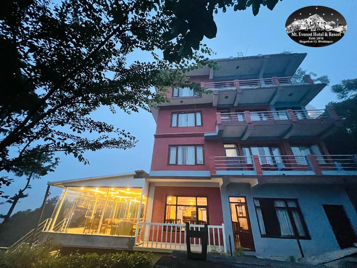 Mount Everest Hotel & Resort ناغاركوت المظهر الخارجي الصورة