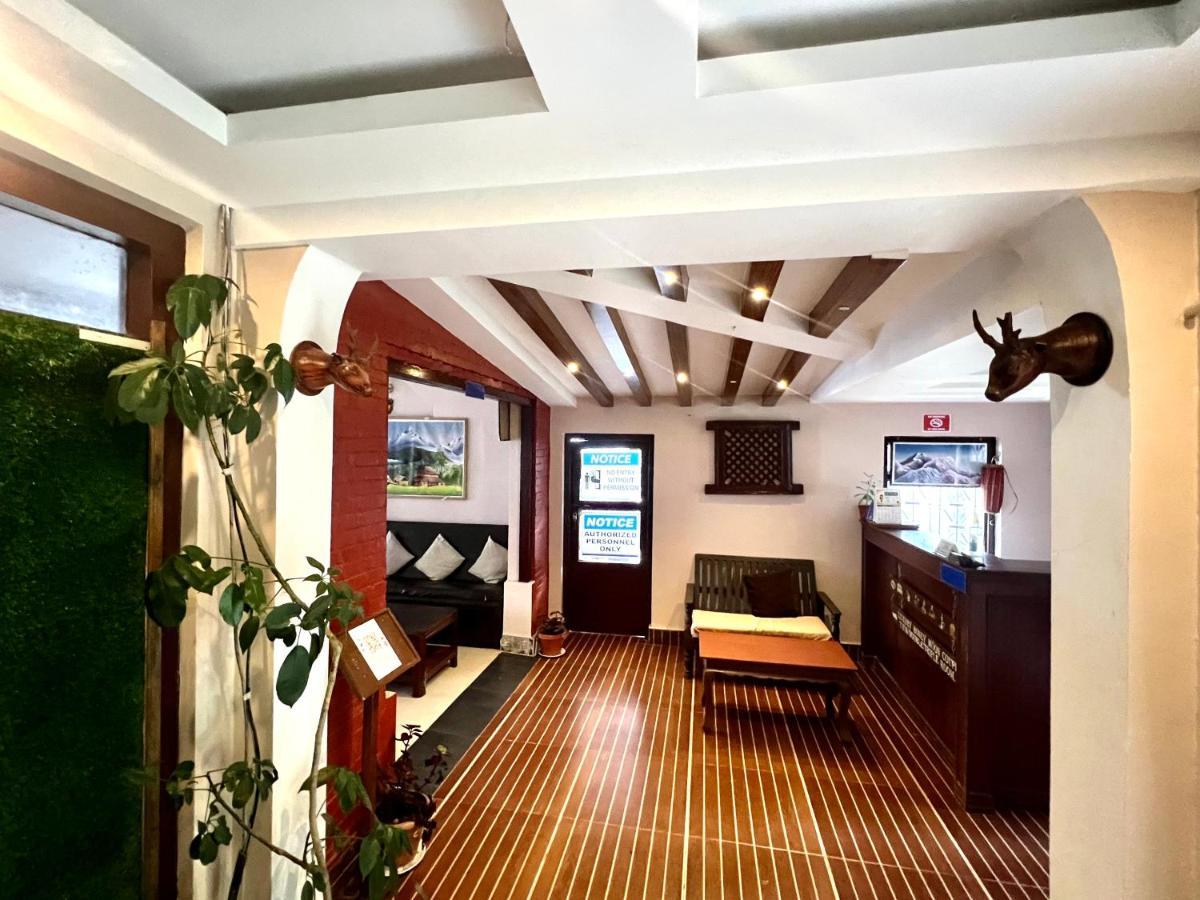 Mount Everest Hotel & Resort ناغاركوت المظهر الخارجي الصورة