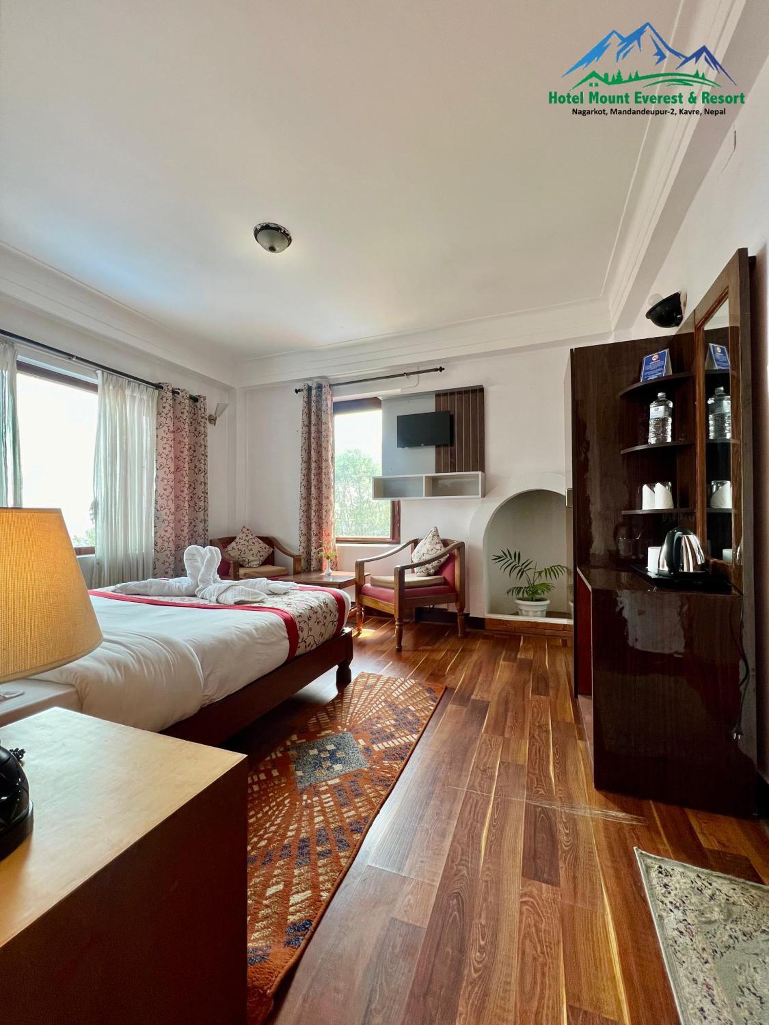 Mount Everest Hotel & Resort ناغاركوت المظهر الخارجي الصورة
