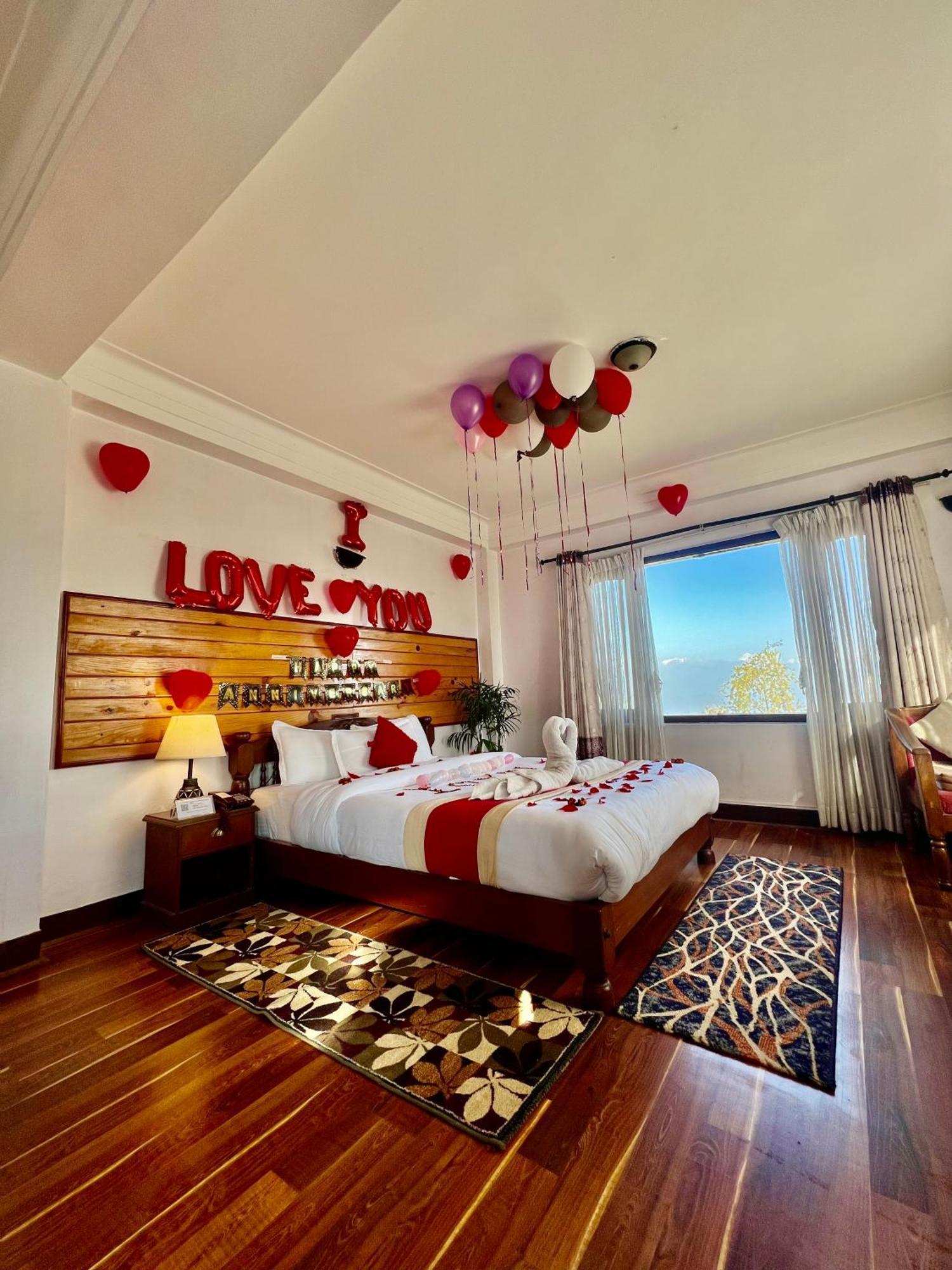 Mount Everest Hotel & Resort ناغاركوت المظهر الخارجي الصورة